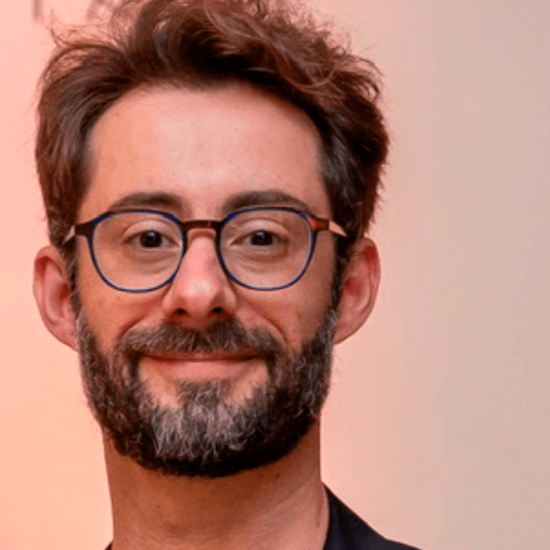 Victor Curti, administrador, técnico óptico e sócio da Óptica Dova
